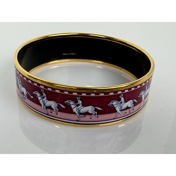 Hermès Wide Enamel Bangle Bracelet – Burgundy & Pink (Horse Motif) - Picture 3 of 10